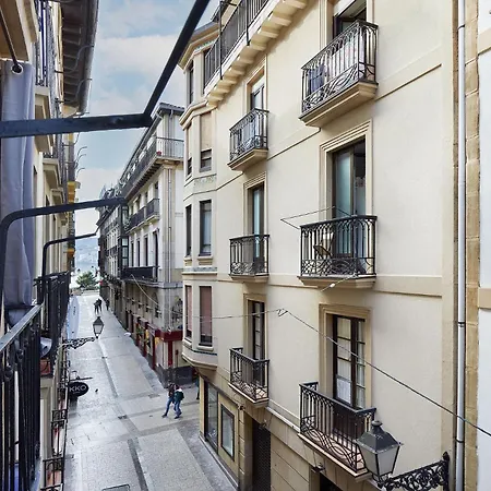 Daire The Collection - Zoe *